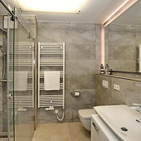 Linden-palais 01 Apartment *